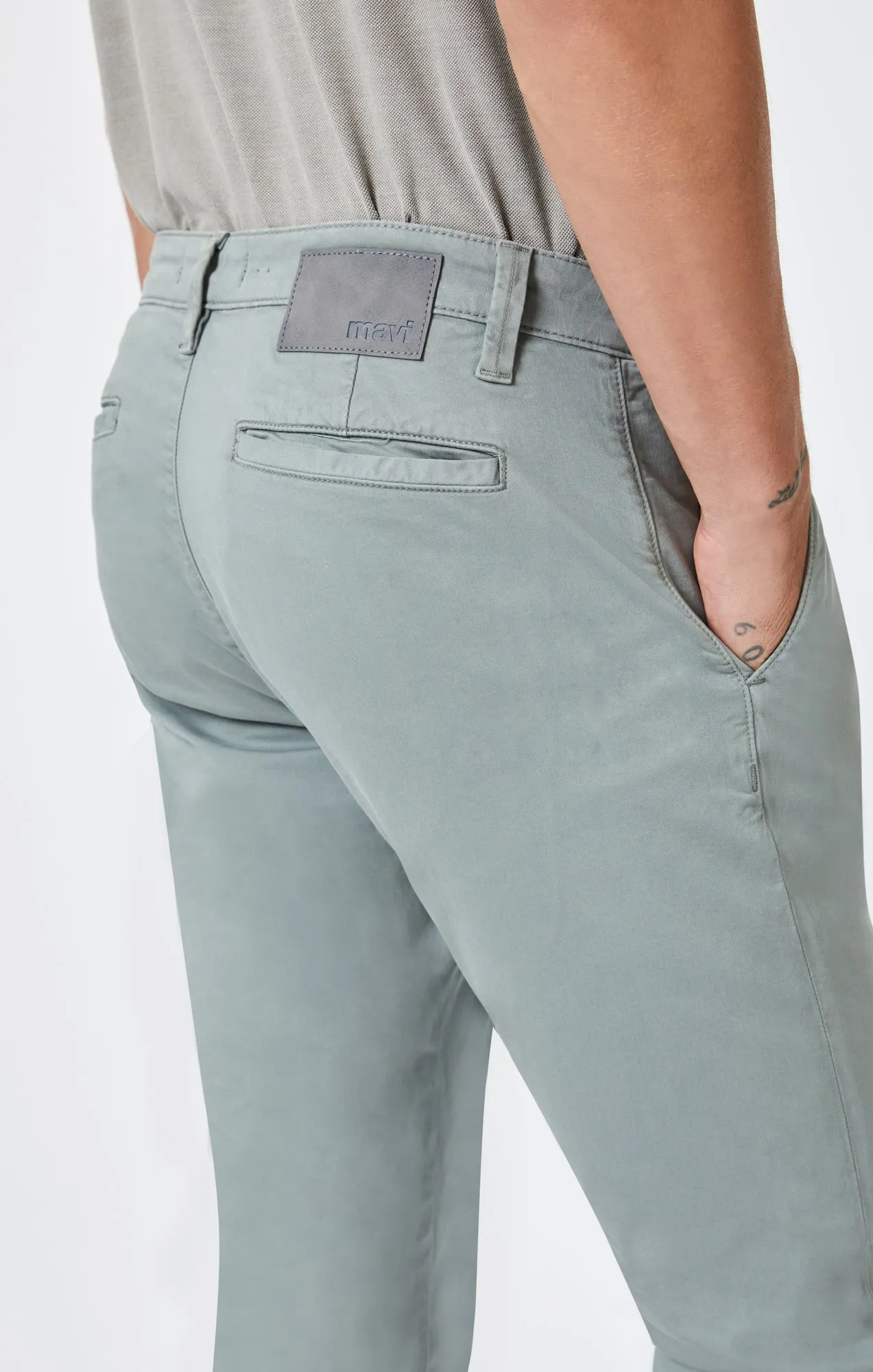 JOHNNY SLIM LEG CHINO IN SEDONA SAGE TWILL