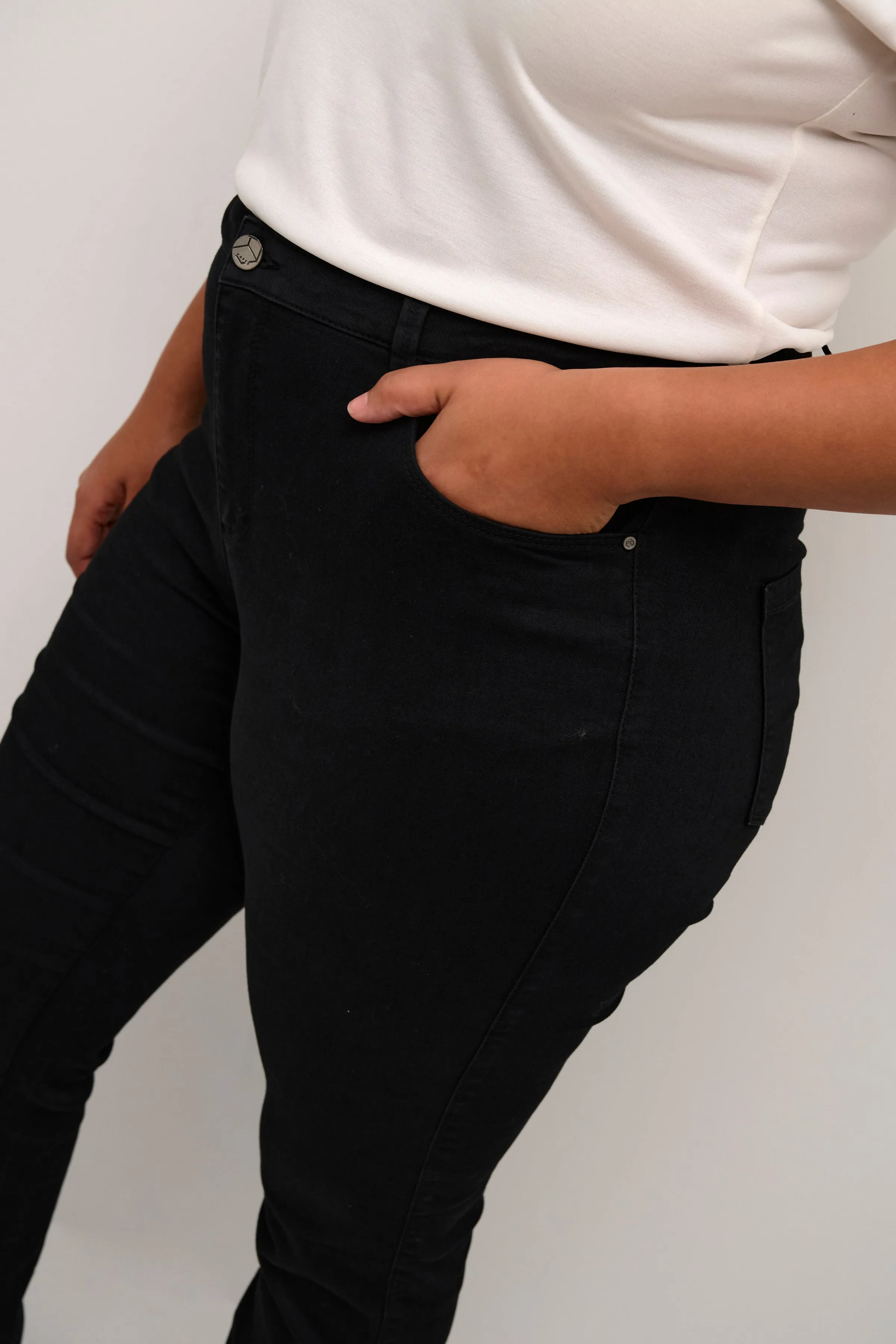 Kaffe Curve Ida Black Jeans