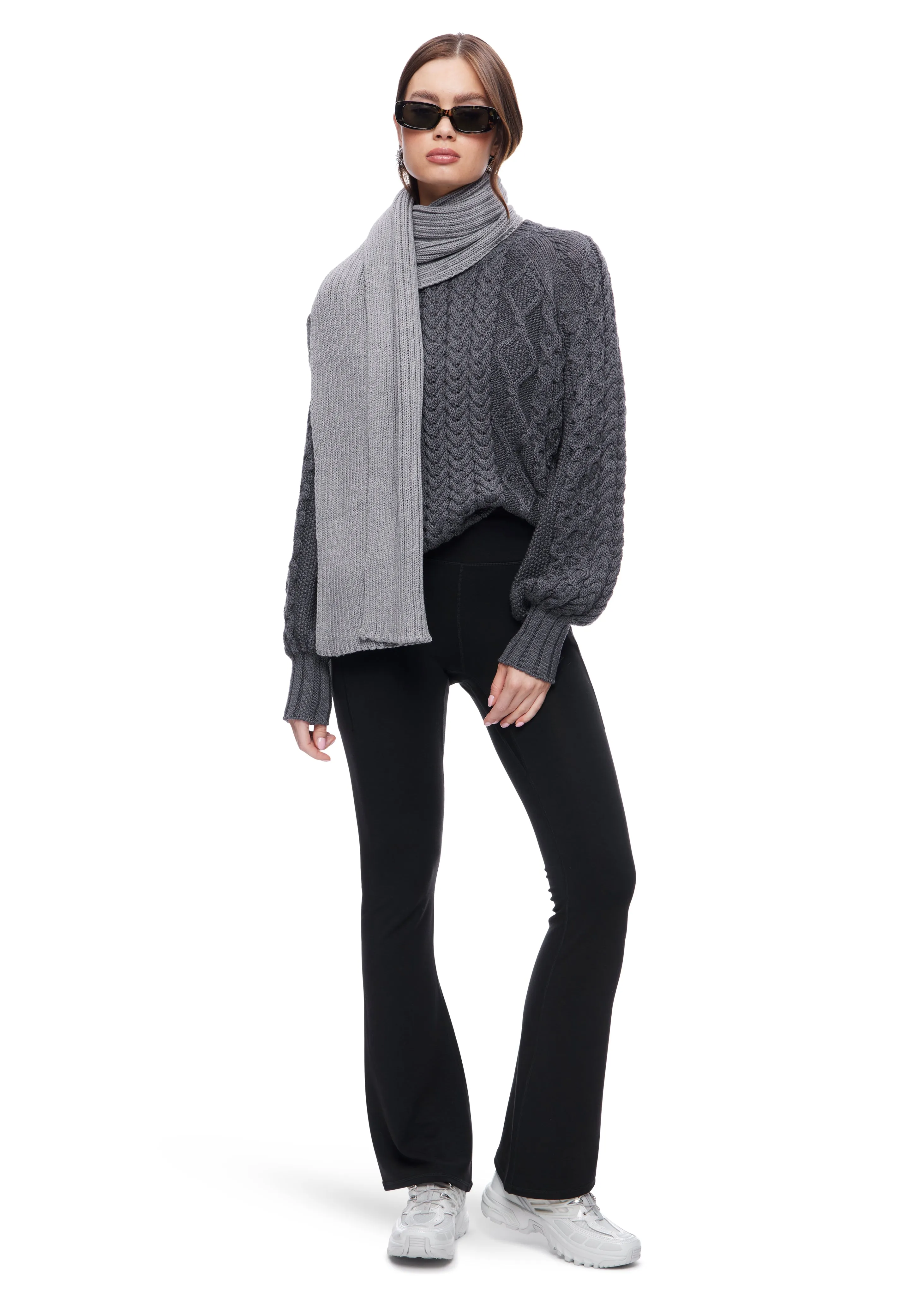 The Knotty Ones Harmonija Cable Sweater