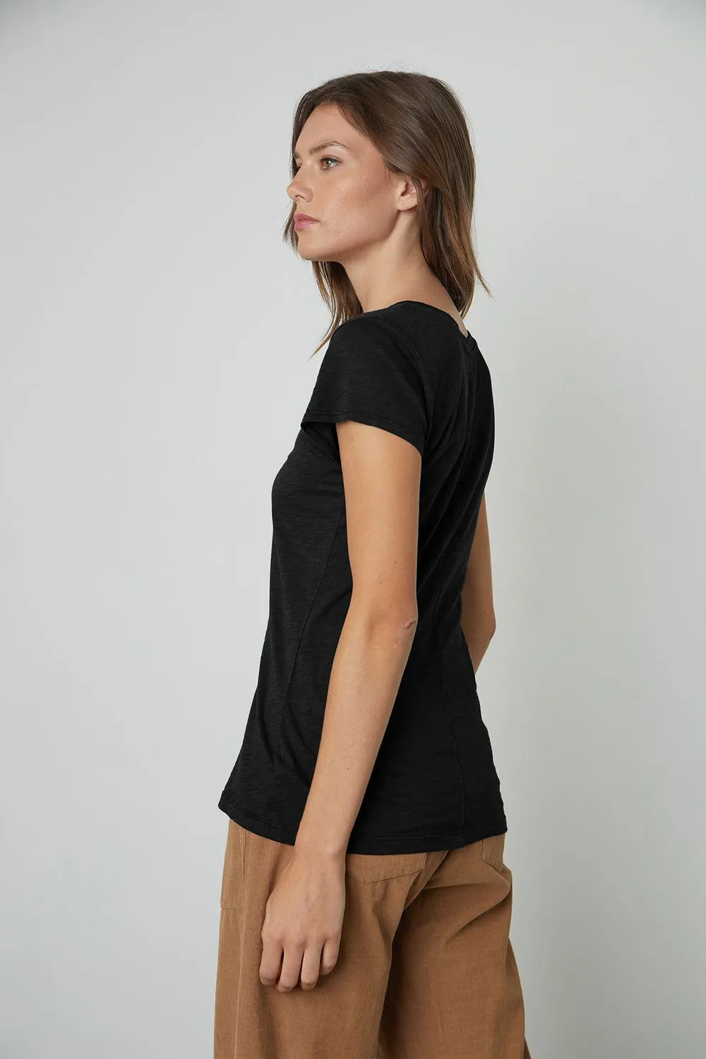 Velvet by Graham & Spencer Odelia Short Sleeve Crew Neck Tee | Black